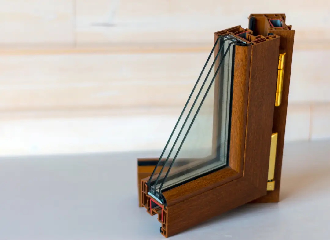 Installation de fenêtre en bois sur mesure Saint-Jean-de-Monts